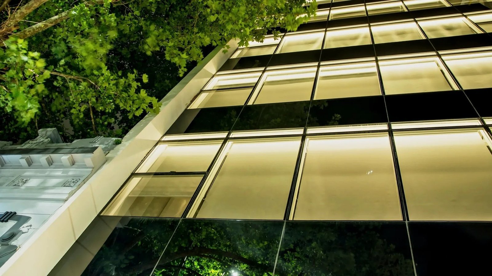 Femeba. Edificio corporativo.